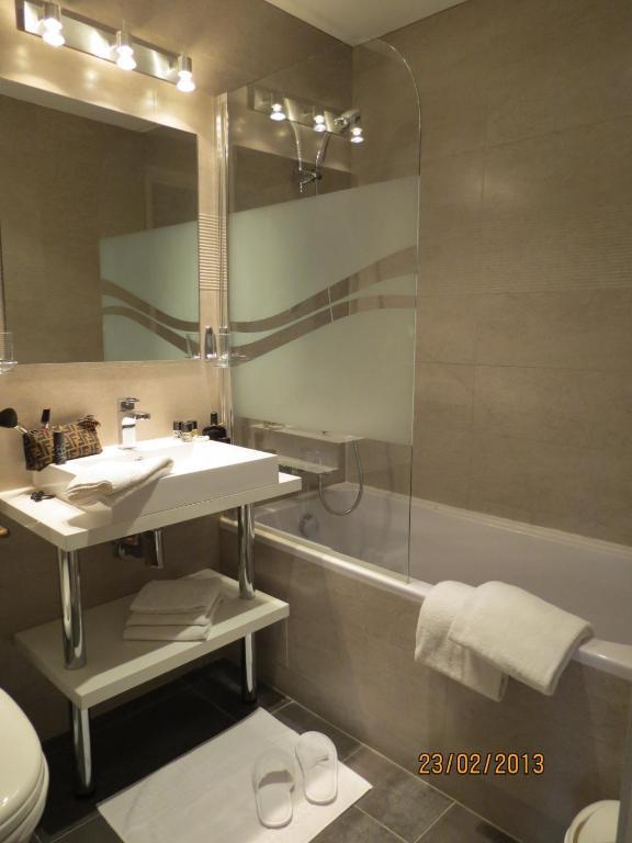 Standard Double Room,692399937:JPEG